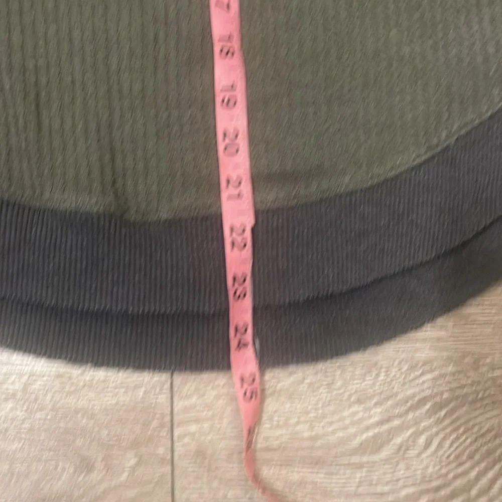 Free people waffle thermal scoop neck top size small Olive Green Women's Top - Picture 4 of 5